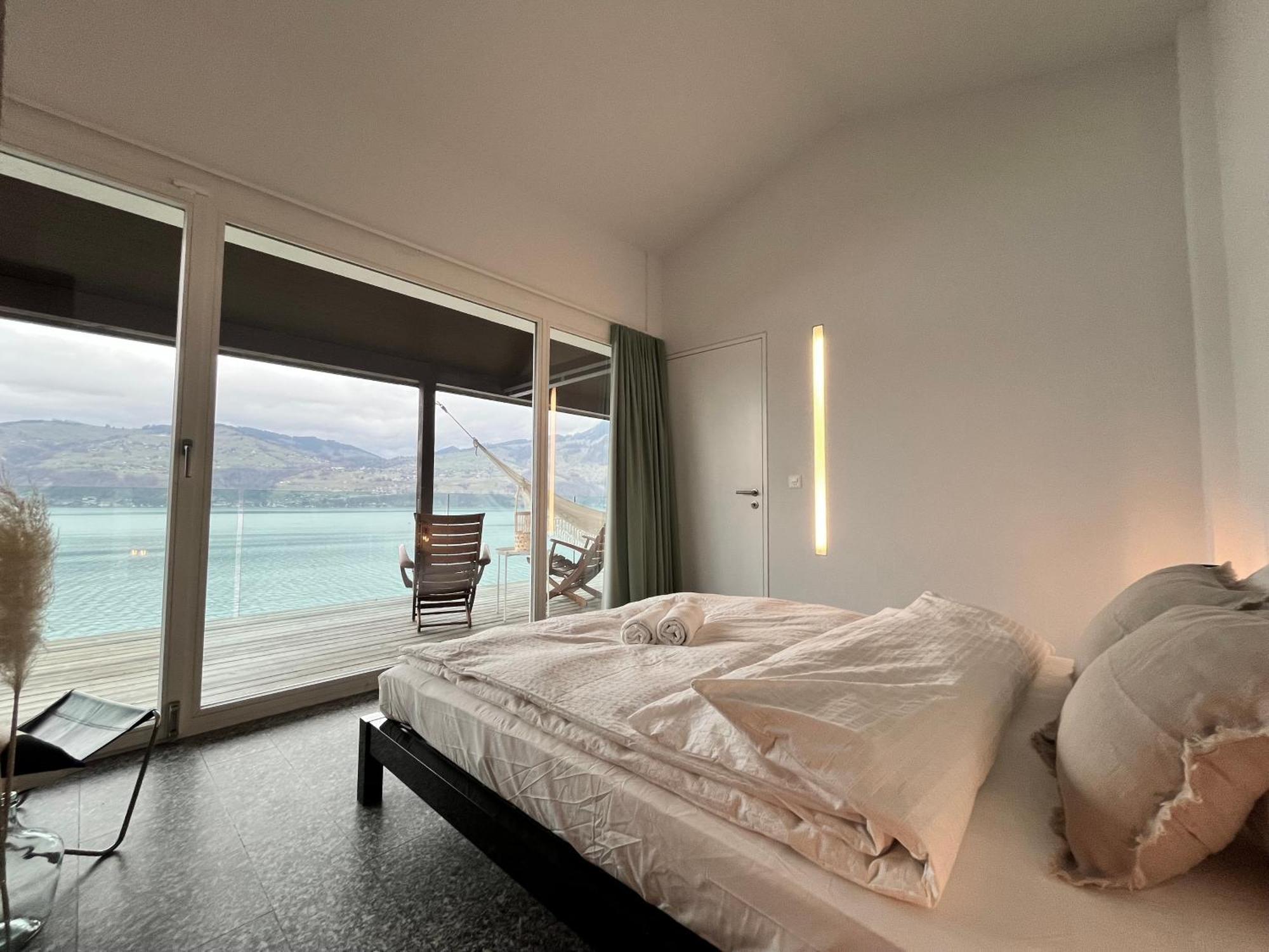 Wohnung Mit Grossartiger Seesicht Und Balkon 슈피츠 외부 사진